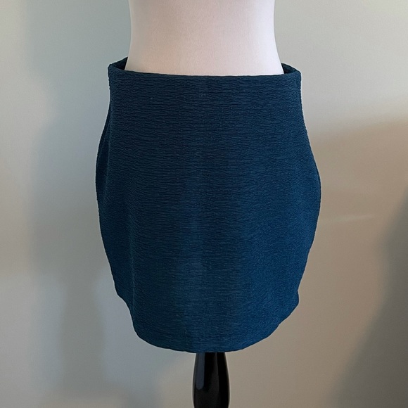 BCBGeneration MidnightHaze Bodycon Mini Skirt - Picture 3 of 3